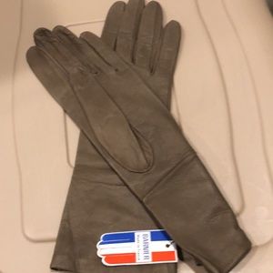 Ladies (vintage) Leather Gloves